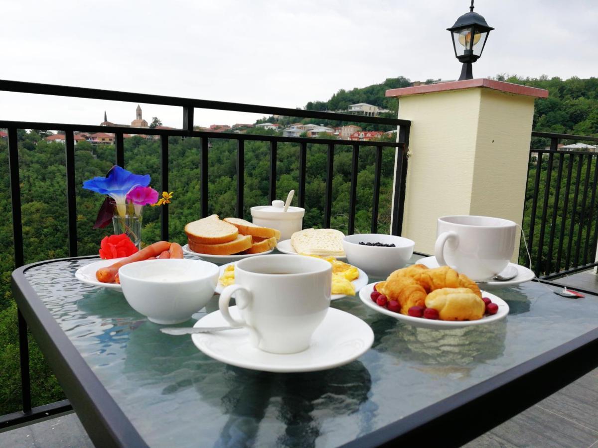 Favourite Apartment Sighnaghi Luaran gambar