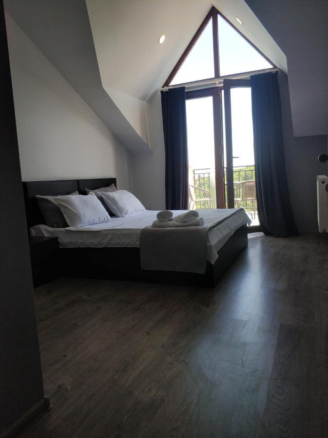 Favourite Apartment Sighnaghi Luaran gambar